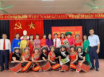 Công đoàn Xí nghiệp Đầu máy Yên Viên tổ chức cuộc thi hát theo băng hình cho nữ CNLĐ